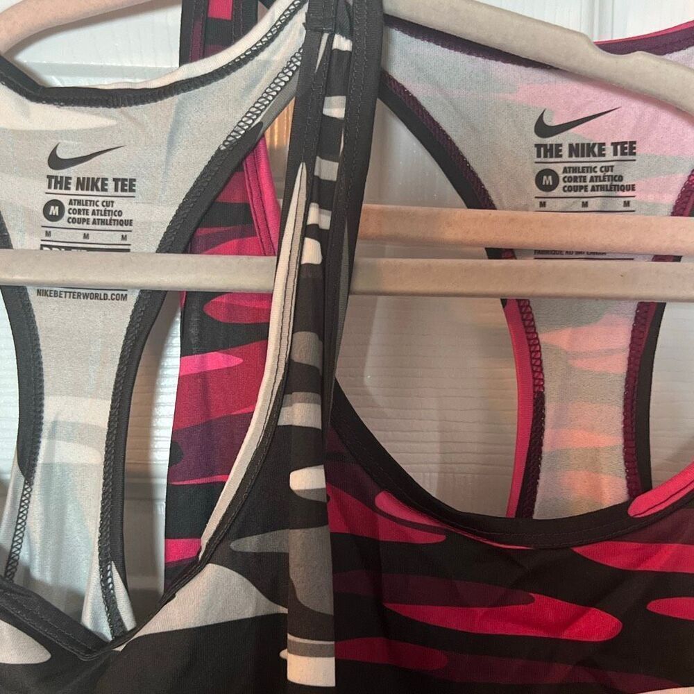 Nike Racerback Tank Bundle Size Medium - Picture 2 of 6